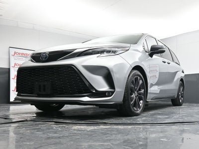 2023 Toyota Sienna XSE 7 Passenger