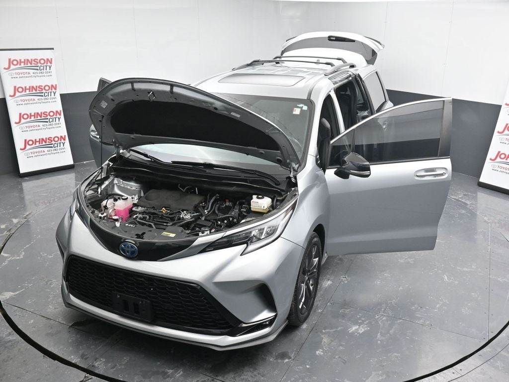 2023 Toyota Sienna XSE 7 Passenger