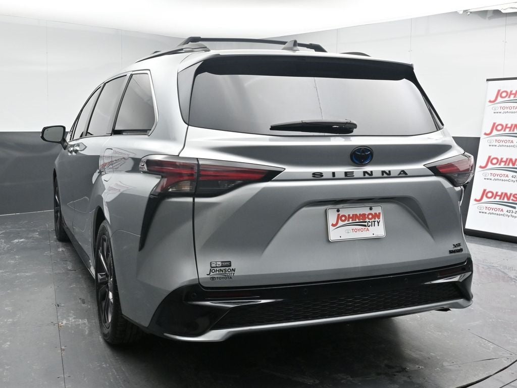 2023 Toyota Sienna XSE 7 Passenger