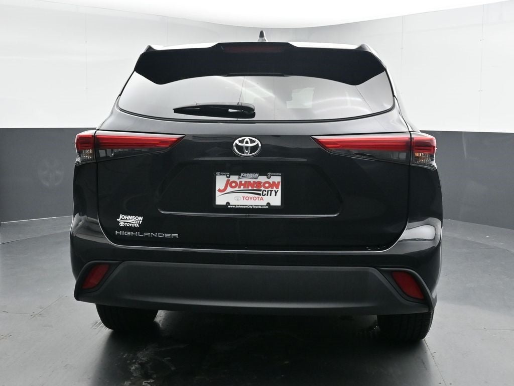 2021 Toyota Highlander L