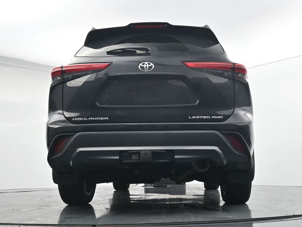 2022 Toyota Highlander Limited