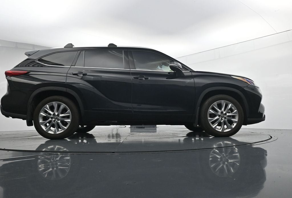 2022 Toyota Highlander Limited