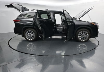 2022 Toyota Highlander Limited