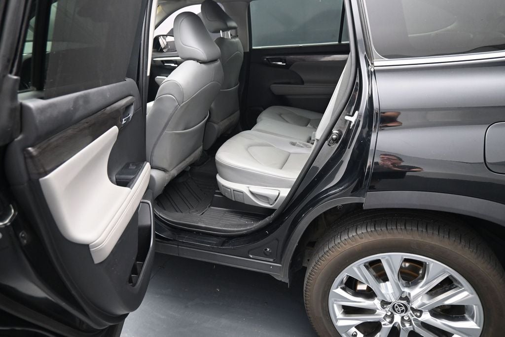 2020 Toyota Highlander Limited