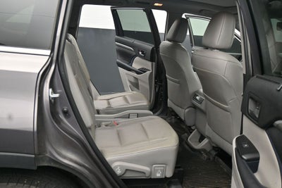 2019 Toyota Highlander Limited Platinum
