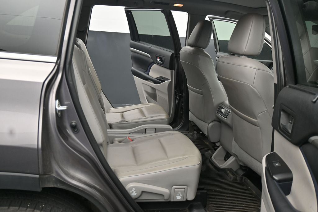 2019 Toyota Highlander Limited Platinum