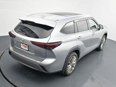 2025 Toyota Highlander Platinum