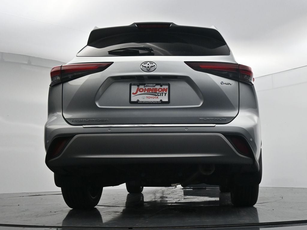 2025 Toyota Highlander Platinum