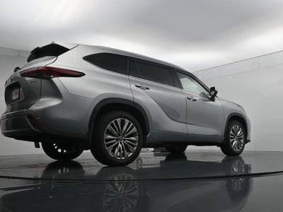 2025 Toyota Highlander Platinum