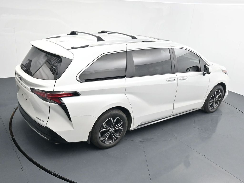2025 Toyota Sienna Platinum 7 Passenger