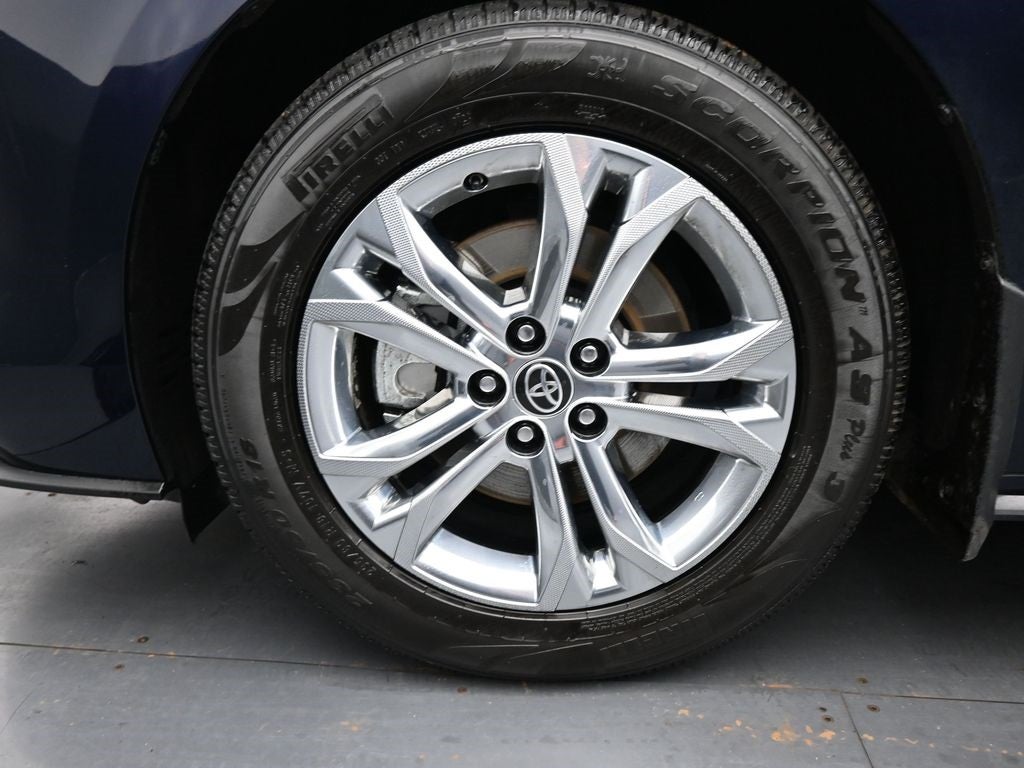 2021 Toyota Sienna Platinum 7 Passenger