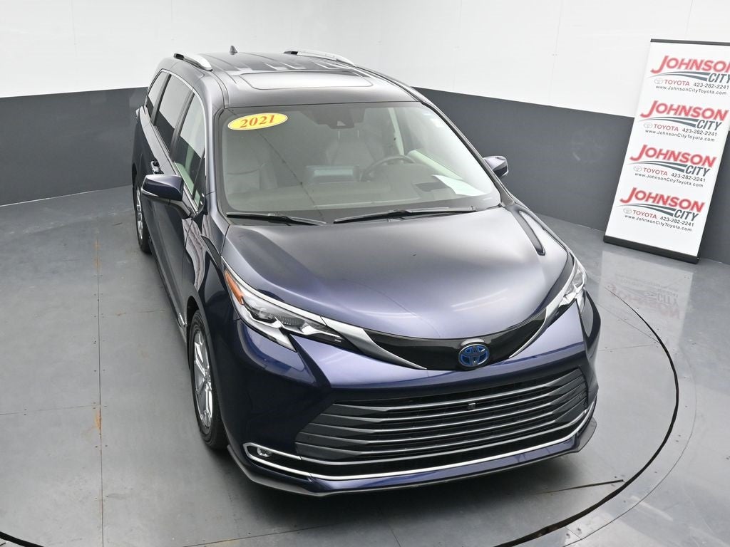 2021 Toyota Sienna Platinum 7 Passenger