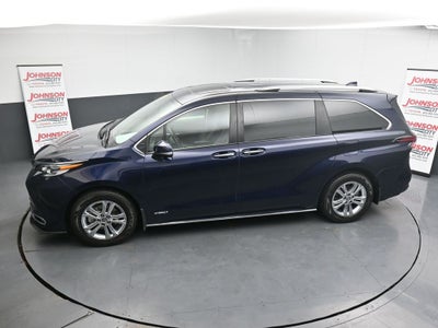 2021 Toyota Sienna Platinum 7 Passenger