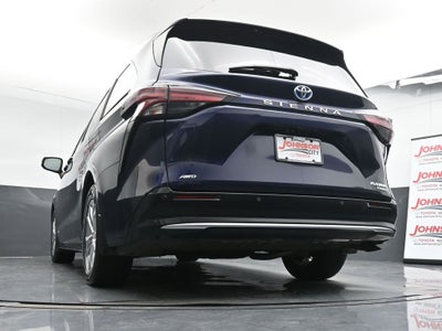 2021 Toyota Sienna Platinum 7 Passenger