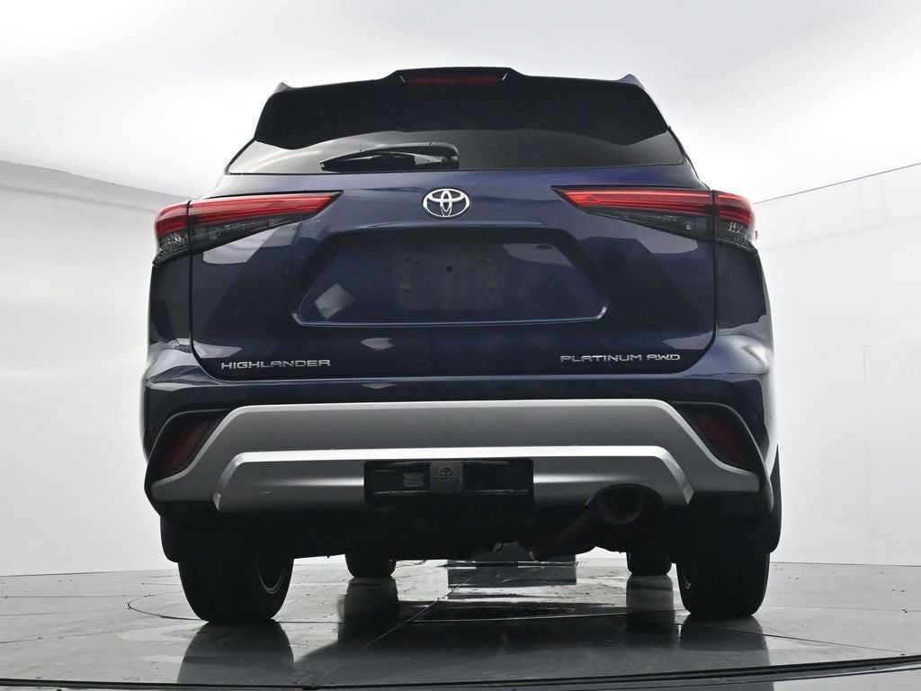 2022 Toyota Highlander Platinum