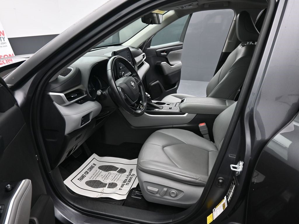 2021 Toyota Highlander XLE