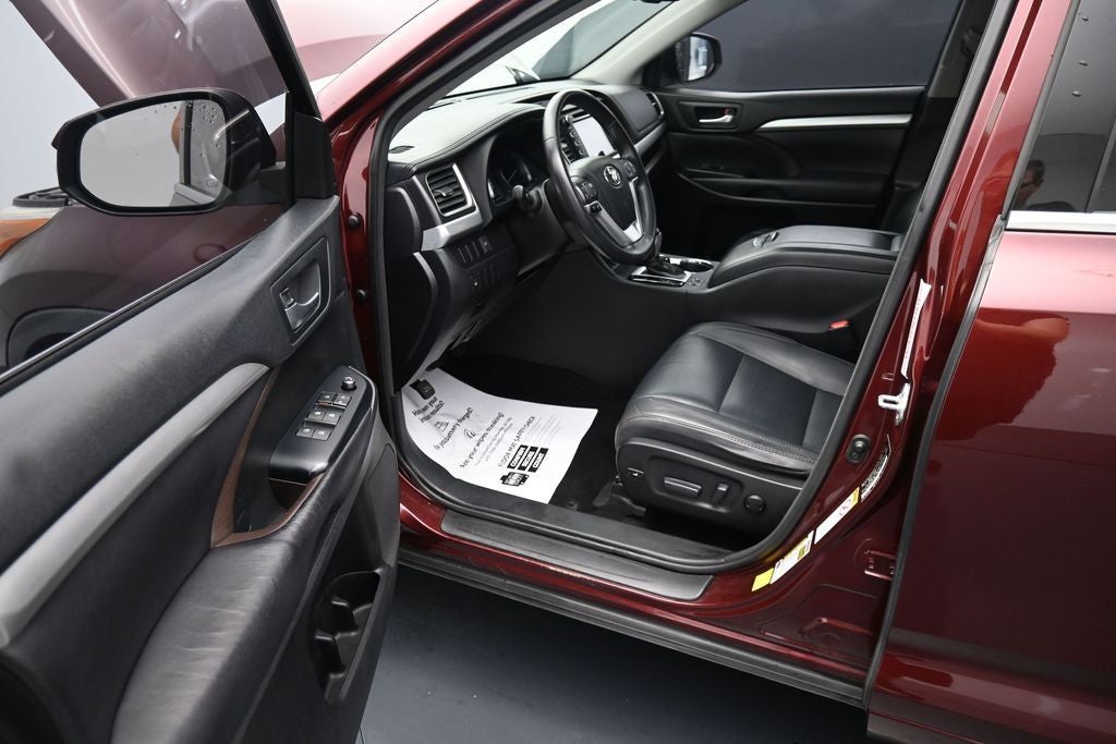 2016 Toyota Highlander XLE V6