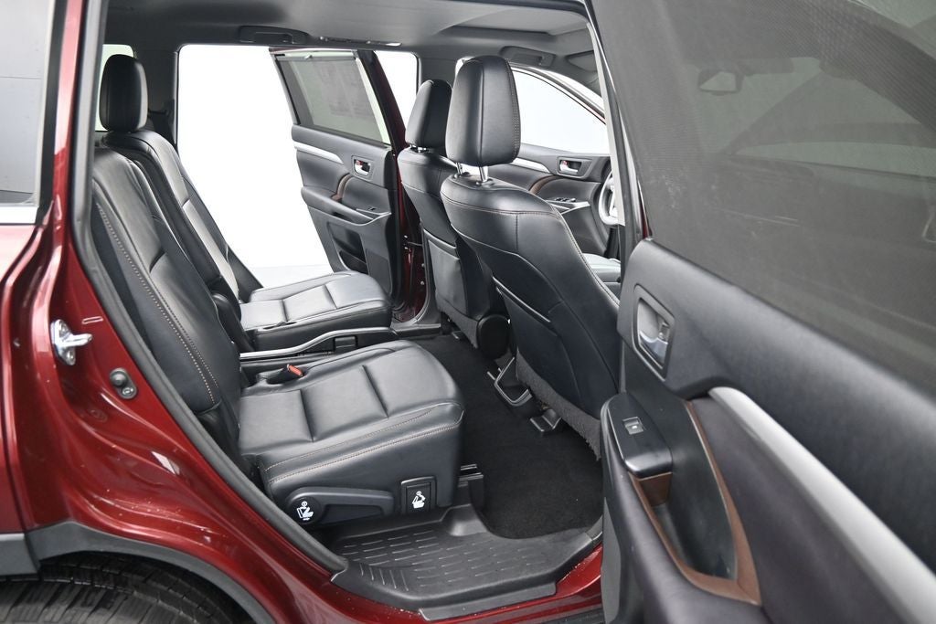 2016 Toyota Highlander XLE V6