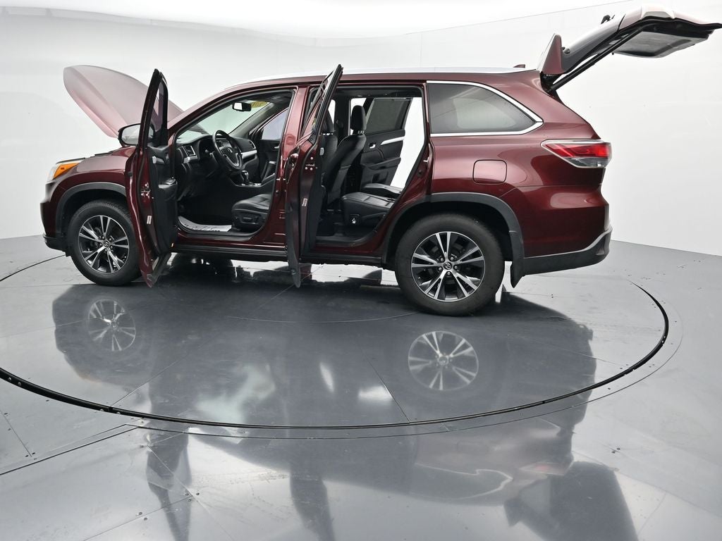 2016 Toyota Highlander XLE V6