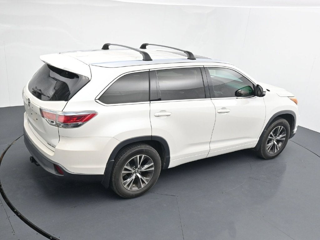 2016 Toyota Highlander XLE V6