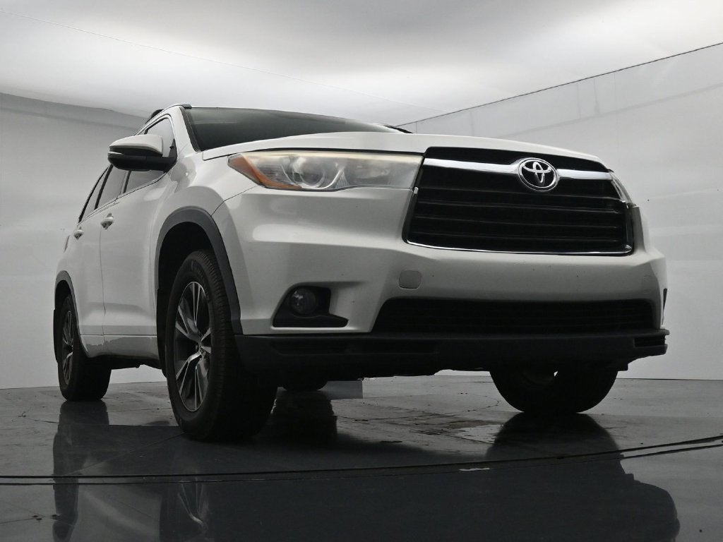 2016 Toyota Highlander XLE V6