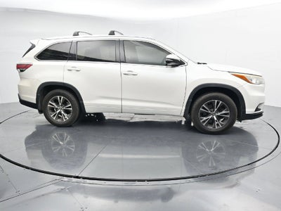 2016 Toyota Highlander XLE V6
