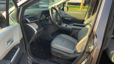 2023 Toyota Sienna XLE 7 Passenger