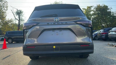 2023 Toyota Sienna XLE 7 Passenger