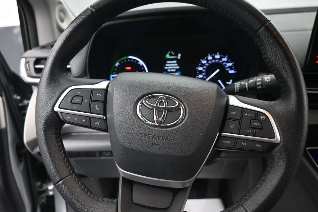 2021 Toyota Sienna XLE 7 Passenger