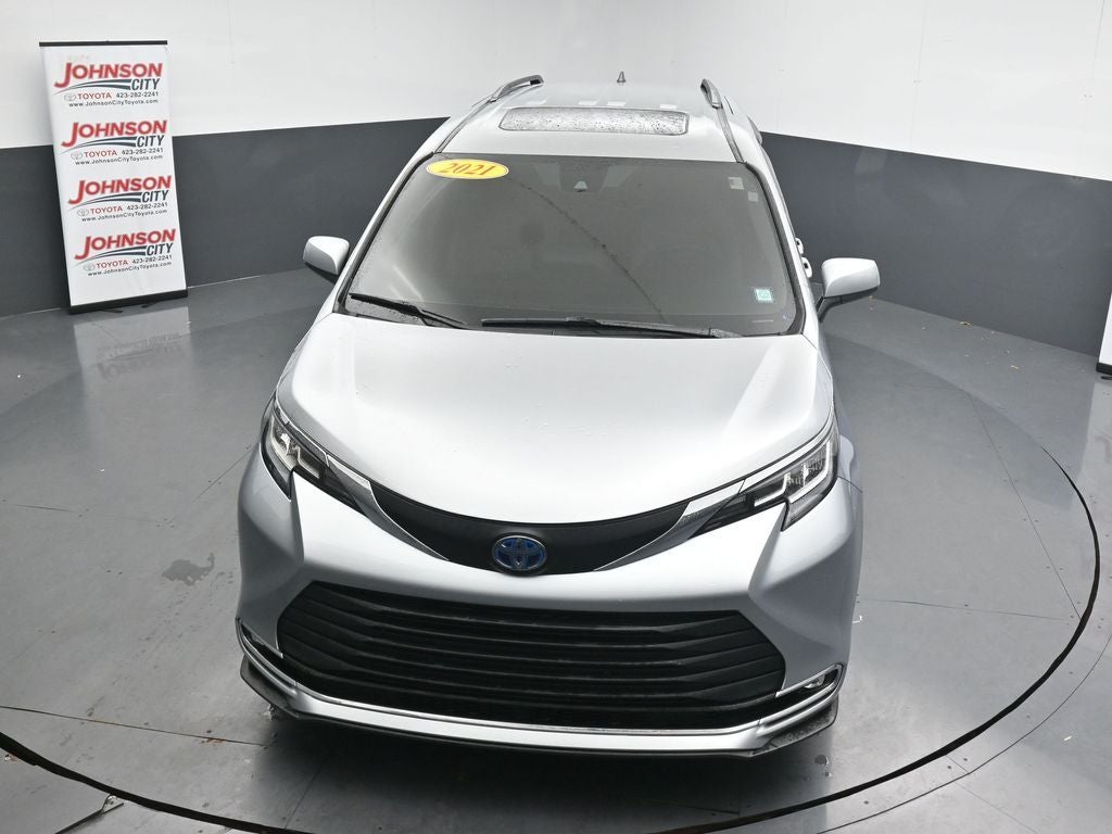 2021 Toyota Sienna XLE 7 Passenger