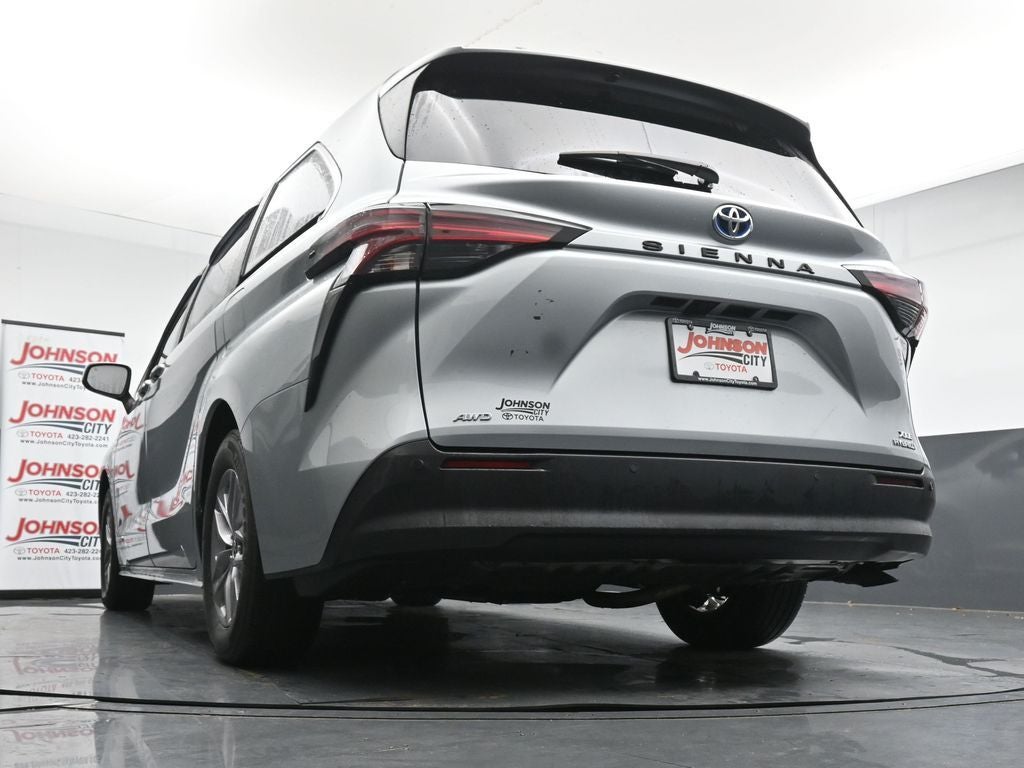 2021 Toyota Sienna XLE 7 Passenger