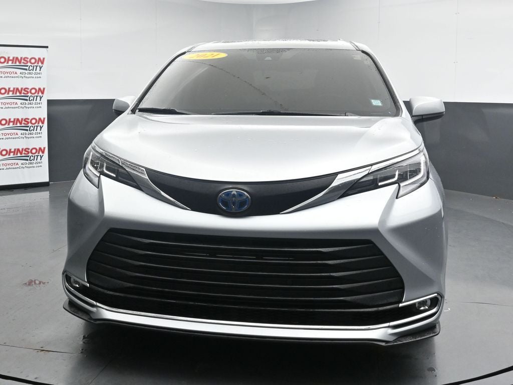 2021 Toyota Sienna XLE 7 Passenger