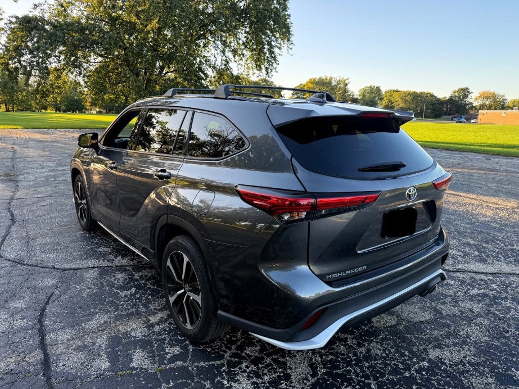 2022 Toyota Highlander XSE