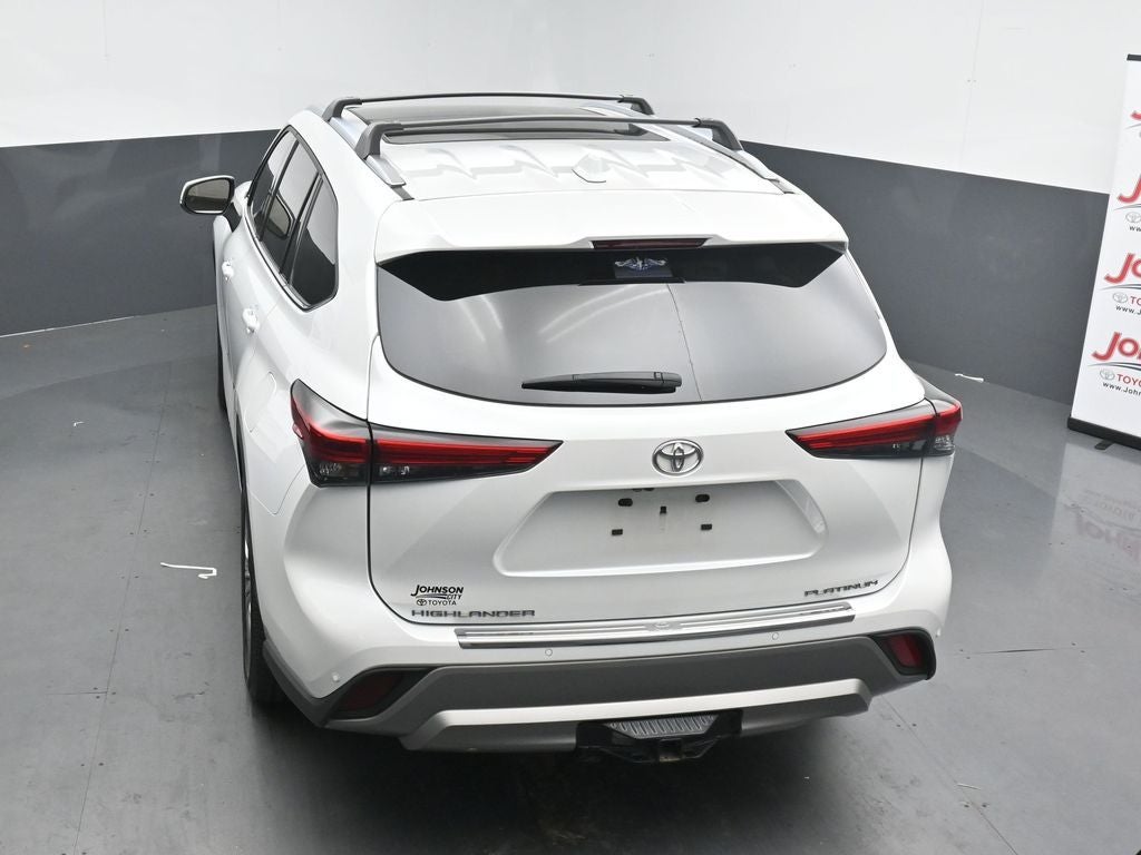 2023 Toyota Highlander Platinum