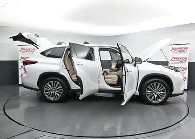 2023 Toyota Highlander Platinum