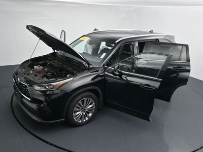 2023 Toyota Highlander Platinum