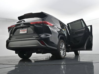 2023 Toyota Highlander Platinum