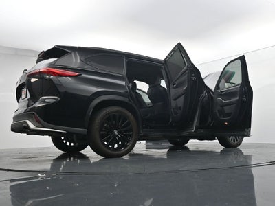 2023 Toyota Highlander XSE