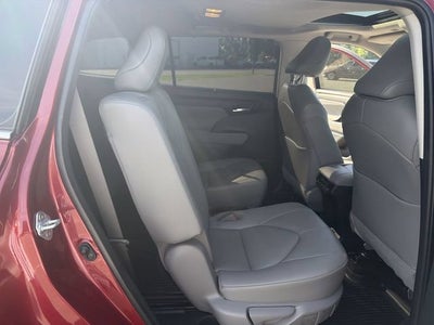2023 Toyota Highlander XLE