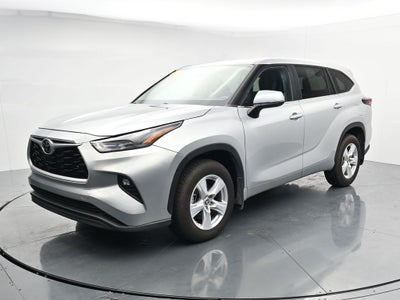 2024 Toyota Highlander LE