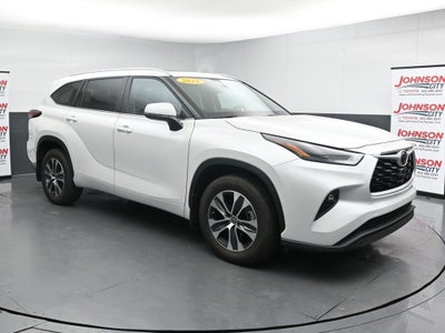 2024 Toyota Highlander XLE