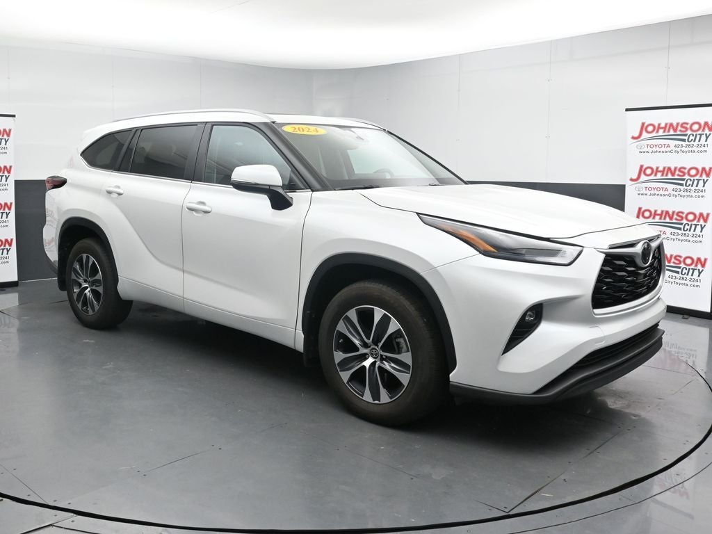 2024 Toyota Highlander XLE