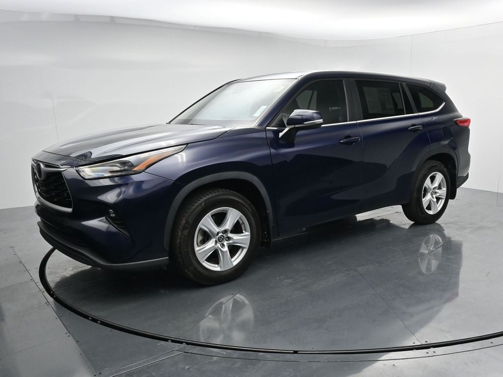 2023 Toyota Highlander LE