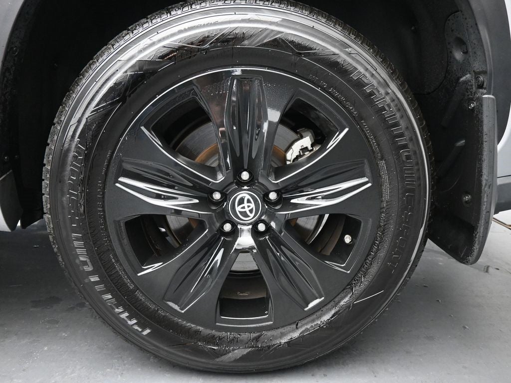 2023 Toyota Highlander XLE AWD