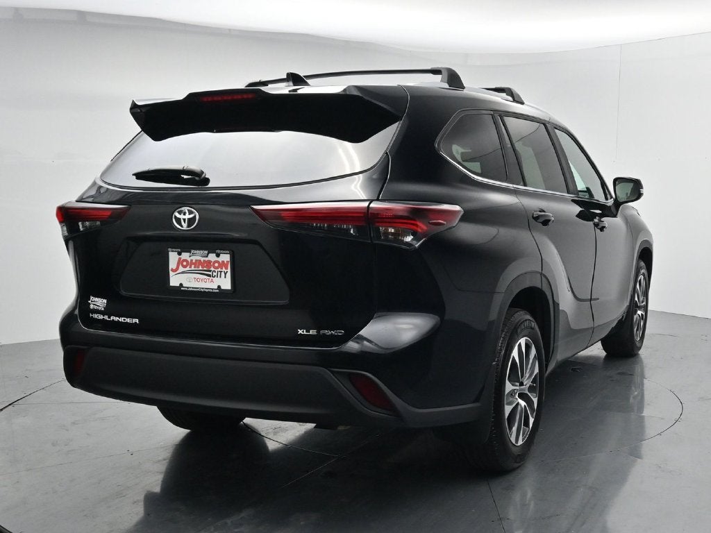 2024 Toyota Highlander XLE