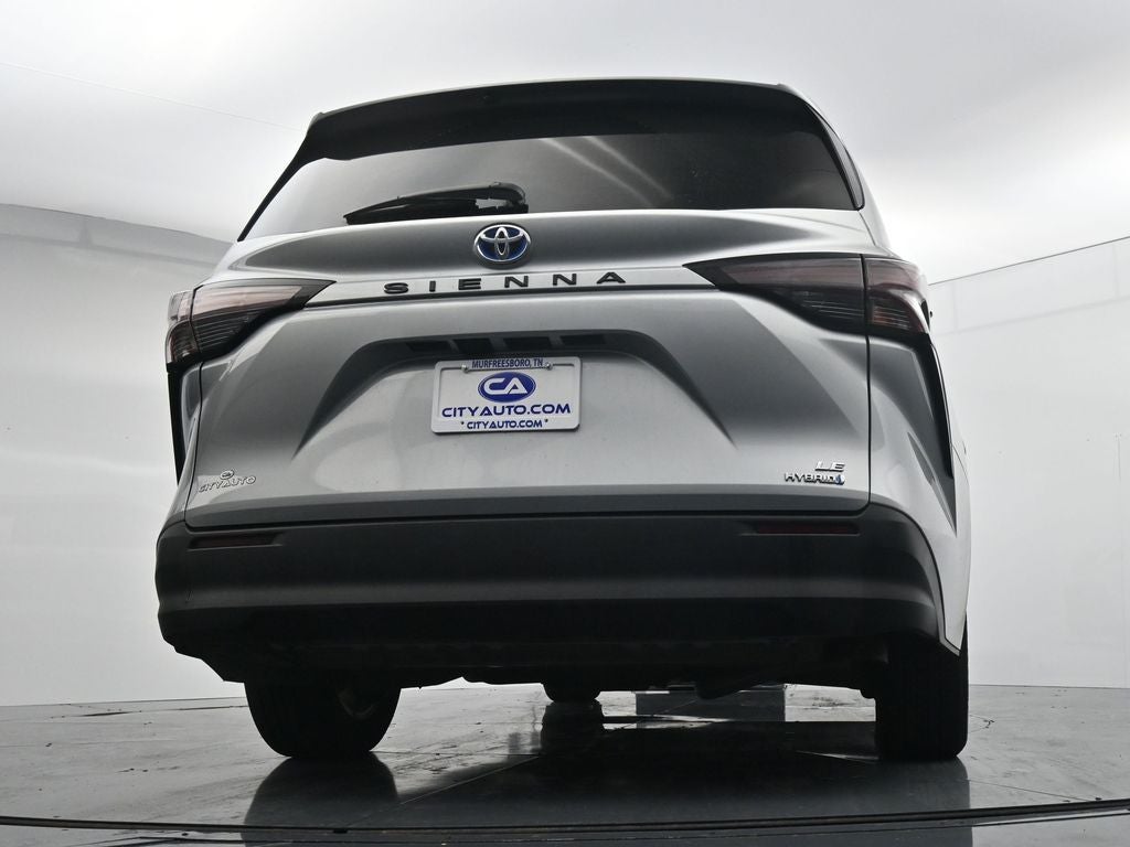 2024 Toyota Sienna LE 8 Passenger