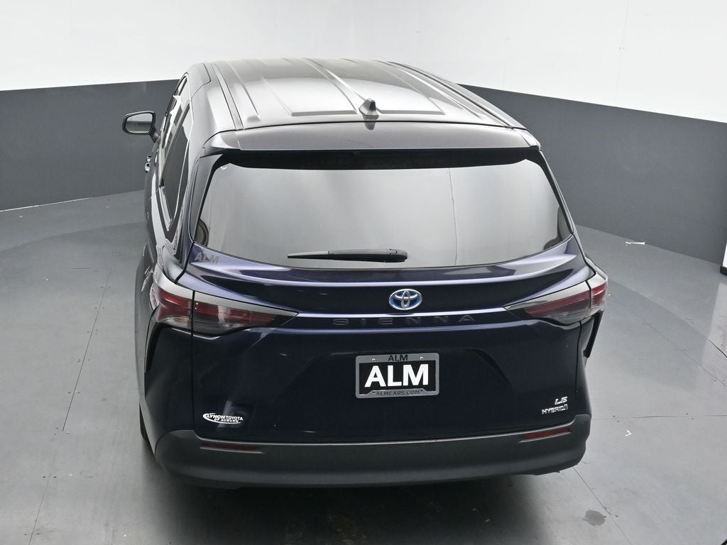 2024 Toyota Sienna LE 8 Passenger