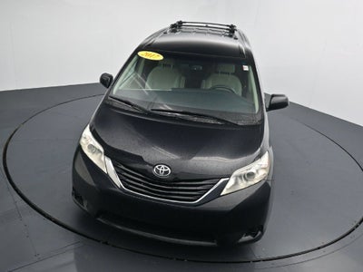 2017 Toyota Sienna LE 8 Passenger