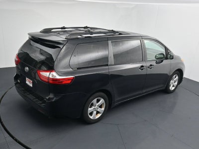 2017 Toyota Sienna LE 8 Passenger