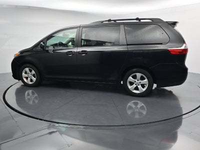 2017 Toyota Sienna LE 8 Passenger